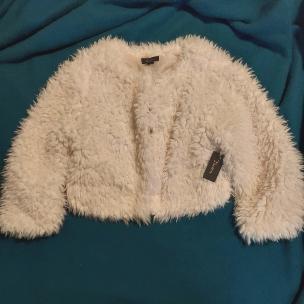 Tacera 3/4 Sleeve Faux Fur Cropped Coat Pale Blush Pink